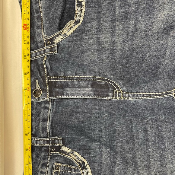 GRACE Horse Shoe Embellished Mid Rise/Easy Fit Bootcut Jeans - Picture 9 of 10